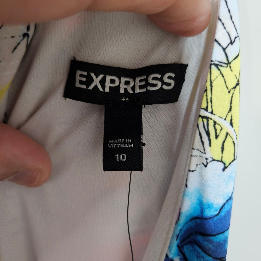 Express Floral Halter Neck Mini Dress Watercolor Pleated Sleeveless Multi 10 NEW - Picture 4 of 12